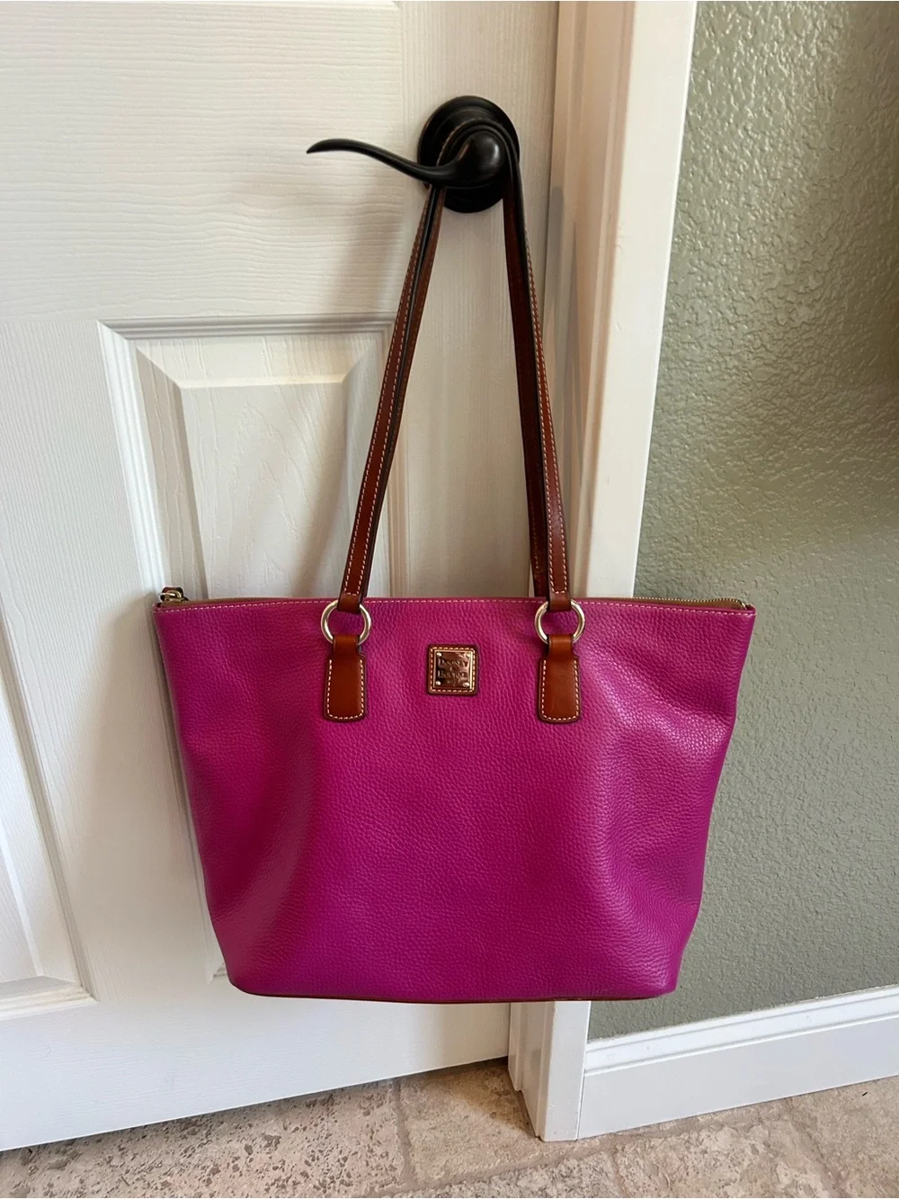 Dooney & Bourke Leather Laptop Bag / Tote in Fuchsia w/ Brown Straps 💕 - Picture 1 of 16